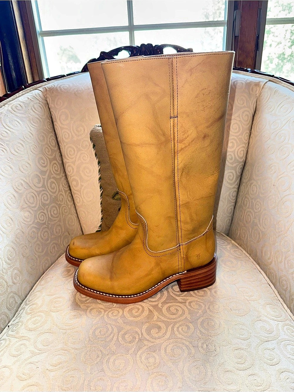 Frye Campus 14L Leather Heeled Boots in Brown